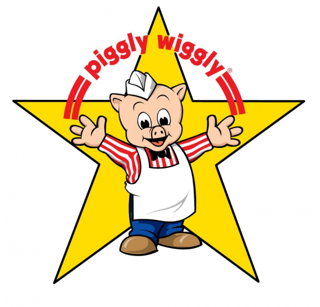 Ý tưởng xây dựng siêu thị. Piggly Wiggly, siêu thị đầu tiên trên thế giới được xây dựng bởi Clarence Saunders lấy cảm hứng từ nhiều cửa hàng thực phẩm nhỏ bị phá sản của người nông dân.